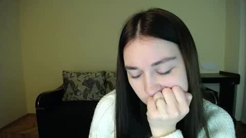 Jaklin online show from December 6, 3:22 pm