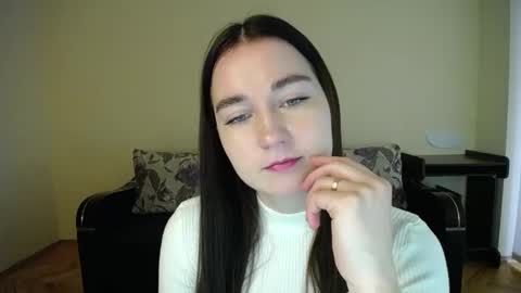 Jaklin online show from December 7, 9:39 am