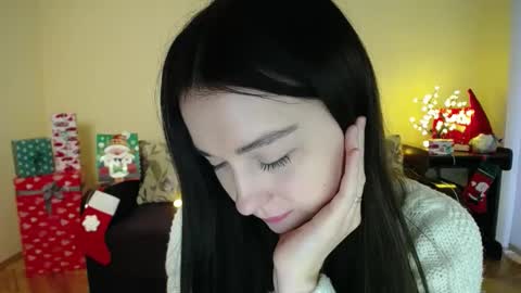 Jaklin online show from December 27, 1:28 pm