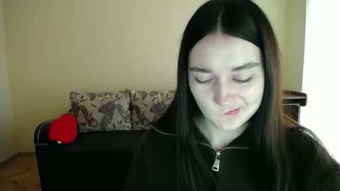 Jaklin online show from November 12, 9:42 am