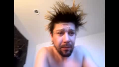 yeeah online show from January 8, 9:32 am