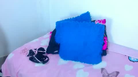 gabi_jhons_23 online show from February 2, 8:35 am