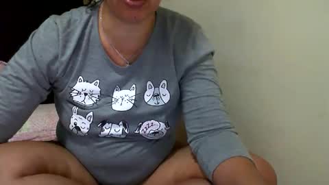 gaby  layla online show from May 28, 11:35 pm