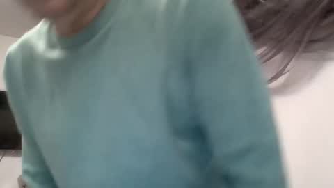 Snapshot of gabriel9_2003 chatting on January 12, 8:25 pm gabriel9_2003 online show from January 12, 8:25 pm