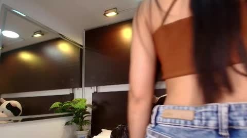 Snapshot of gabriela_meow chatting on May 11, 12:44 pm Gabby online show from May 11, 12:44 pm
