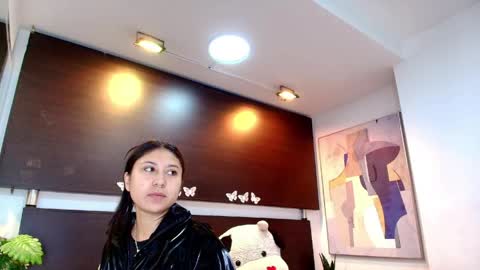 Snapshot of gabriela_meow chatting on June 6, 12:32 pm Gabby online show from June 6, 12:32 pm