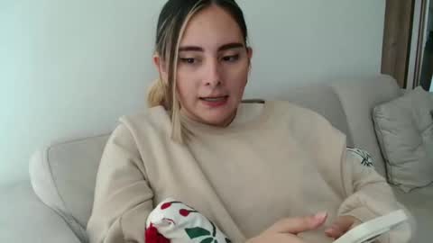 Gabriela Miller online show from October 23, 7:01 pm