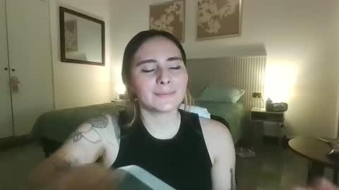 Gabriela Miller online show from April 18, 7:29 pm