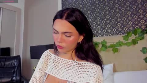 gabrielabali online show from November 12, 1:55 pm