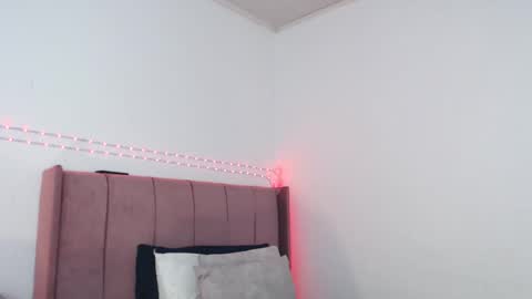 GabrielaRossa online show from February 6, 1:25 pm