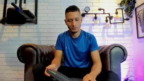 gabrieldraven online show from September 23, 8:12 pm