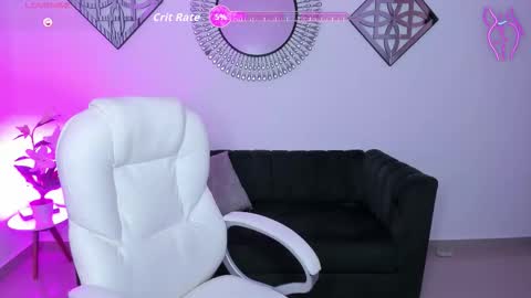 gabriella_evans_ online show from December 20, 5:25 am