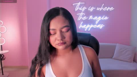 Snapshot of gabriellalee_ chatting on March 19, 3:32 am Gabriella Lee online show from March 19, 3:32 am