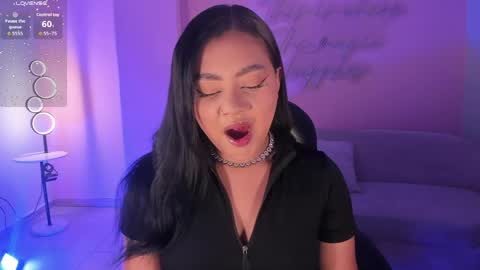 Snapshot of gabriellalee_ chatting on March 22, 11:24 am Gabriella Lee online show from March 22, 11:24 am