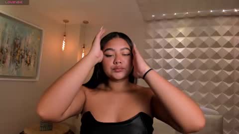 Snapshot of gabriellalee_ chatting on July 19, 11:14 am Gabriella Lee online show from July 19, 11:14 am