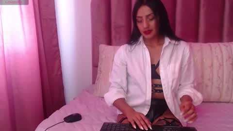 Gabriela online show from September 24, 3:15 pm