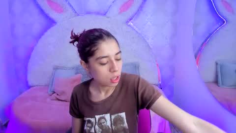 Gaby online show from January 10, 7:15 pm