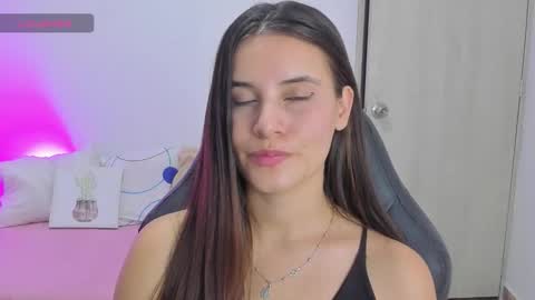 Snapshot of gaby_olsen chatting on February 18, 10:58 pm Gabriela online show from February 18, 10:58 pm