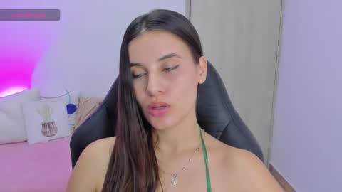 Snapshot of gaby_olsen chatting on February 21, 1:11 am Gabriela online show from February 21, 1:11 am