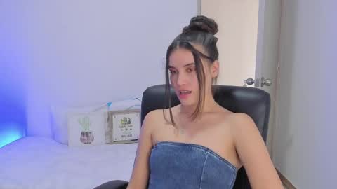 Snapshot of gaby_olsen chatting on September 16, 8:21 pm Gabriela online show from September 16, 8:21 pm