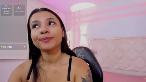 Snapshot of gaby_tay1 chatting on May 7, 3:45 am Gaby online show from May 7, 3:45 am