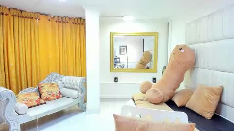 Snapshot of gaby_trent chatting on October 20, 4:40 pm gabriela online show from October 20, 4:40 pm