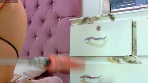 gaby_vegaa online show from October 31, 4:57 am