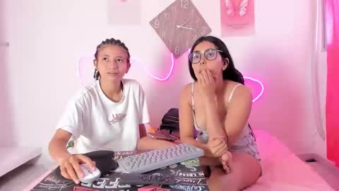 Snapshot of gabyandpao chatting on February 27, 10:20 pm Gaby online show from February 27, 10:20 pm