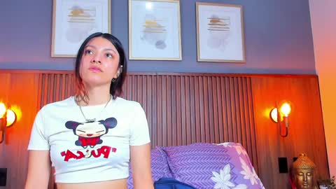 GabyEvans online show from April 7, 12:05 pm