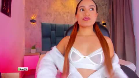 Snapshot of gabyjackson1 chatting on October 24, 12:23 pm Gaby Jackson1 online show from October 24, 12:23 pm