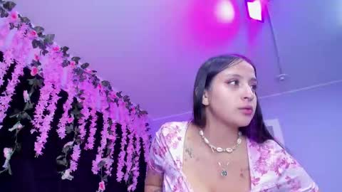 gabby cooper online show from May 25, 2:06 am