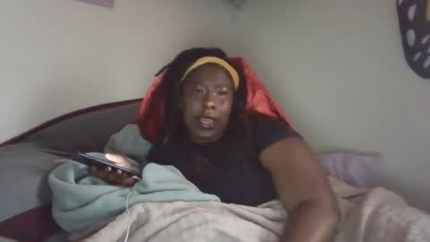 Snapshot of gaeabunny chatting on February 9, 11:46 pm gaeabunny online show from February 9, 11:46 pm