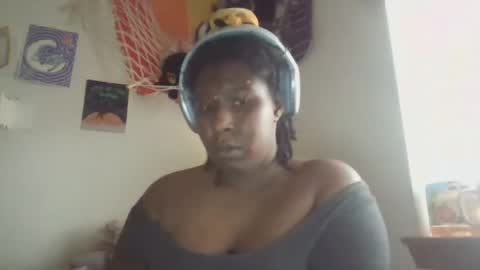 Snapshot of gaeabunny chatting on February 19, 11:36 pm gaeabunny online show from February 19, 11:36 pm