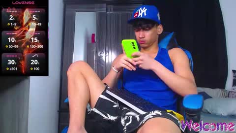 gael_jones online show from January 13, 5:46 am