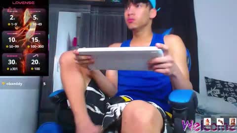 gael_jones online show from January 15, 7:57 am