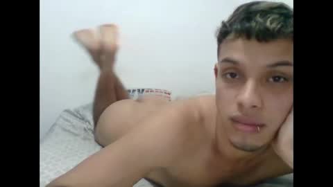 Snapshot of gael_zambrano chatting on February 28, 10:00 pm Gael sexy online show from February 28, 10:00 pm