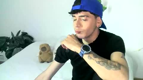 Snapshot of gaelgarcia07 chatting on February 5, 3:33 am Gael Garca online show from February 5, 3:33 am