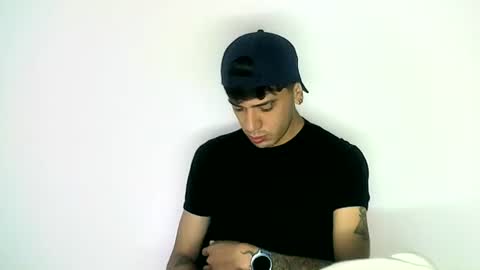 Snapshot of gaelgarcia07 chatting on February 22, 3:07 am Gael Garca online show from February 22, 3:07 am