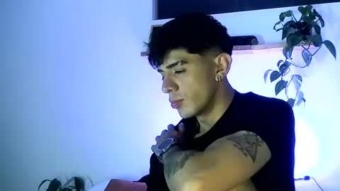 Snapshot of gaelgarcia07 chatting on February 24, 5:38 am Gael Garca online show from February 24, 5:38 am