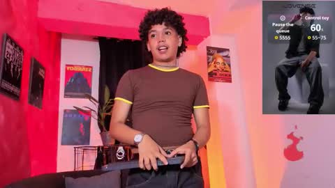 Snapshot of gaeloconner chatting on January 17, 2:49 am Gael Conner online show from January 17, 2:49 am