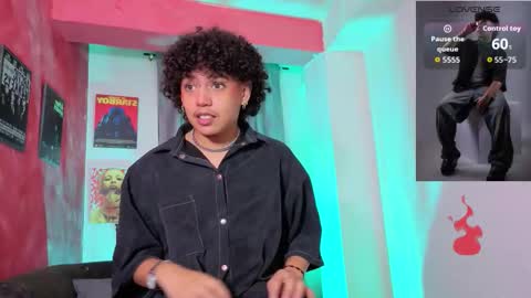 Snapshot of gaeloconner chatting on February 17, 2:41 am Gael Conner online show from February 17, 2:41 am