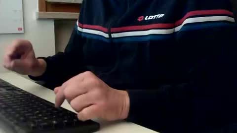 Snapshot of gagjno chatting on January 18, 7:50 pm gagjno online show from January 18, 7:50 pm