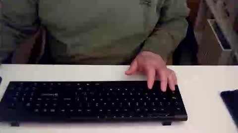 Snapshot of gagjno chatting on February 5, 9:19 pm gagjno online show from February 5, 9:19 pm