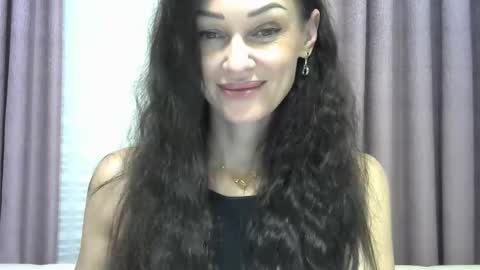 Snapshot of galaxy_33 chatting on September 25, 8:45 pm galaxy_33 online show from September 25, 8:45 pm