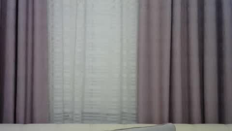 Snapshot of galaxy_33 chatting on October 7, 9:39 am galaxy_33 online show from October 7, 9:39 am
