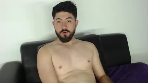 Snapshot of galit_g chatting on January 10, 3:52 am Gari online show from January 10, 3:52 am