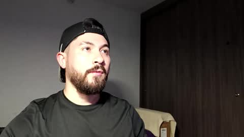 Snapshot of galit_g chatting on March 24, 4:28 am Gari online show from March 24, 4:28 am