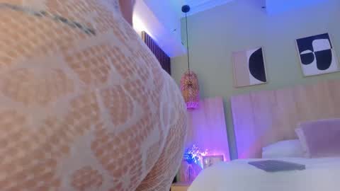 gallilea_marquez online show from October 23, 8:18 pm