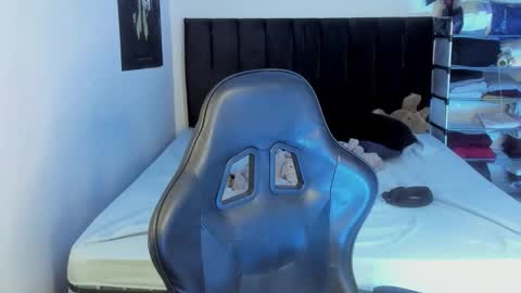 game__over420 online show from October 9, 3:43 pm