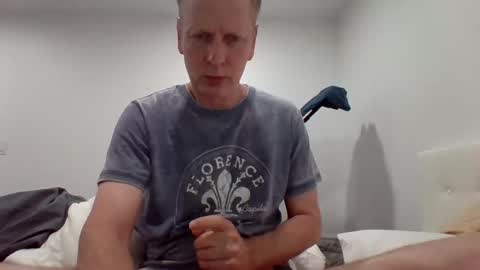 gamerboy200 online show from October 30, 1:40 am